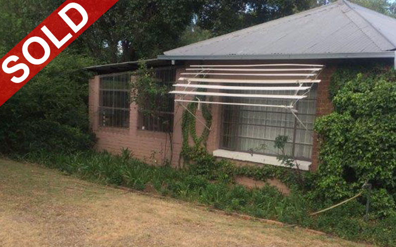 HOMESTEAD APPLE ORCHARDS 4,0471 HA PLOT WITH TWO BEDROOM HOME, FURNITURE & APPLIANCES