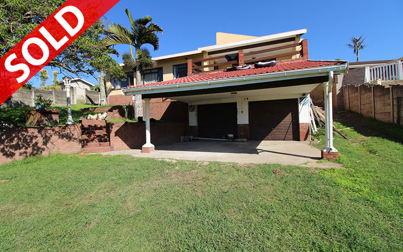 SOUTHPORT, KWA ZULU NATAL SOUTH COAST, TWO BEDROOM HOME WITH SEA VIEW