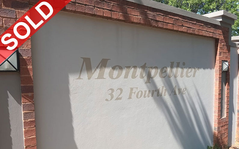 3 BEDROOM TOWNHOUSE – LINDEN